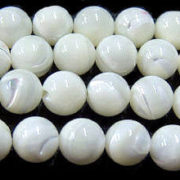 Mother_of_Pearl_beads_by_ariyangems